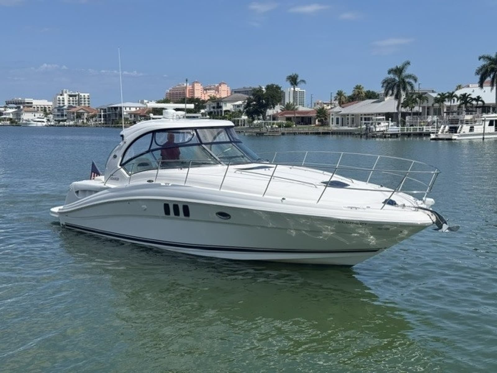 2007 Sea Ray Sundancer 40 - Photo 2