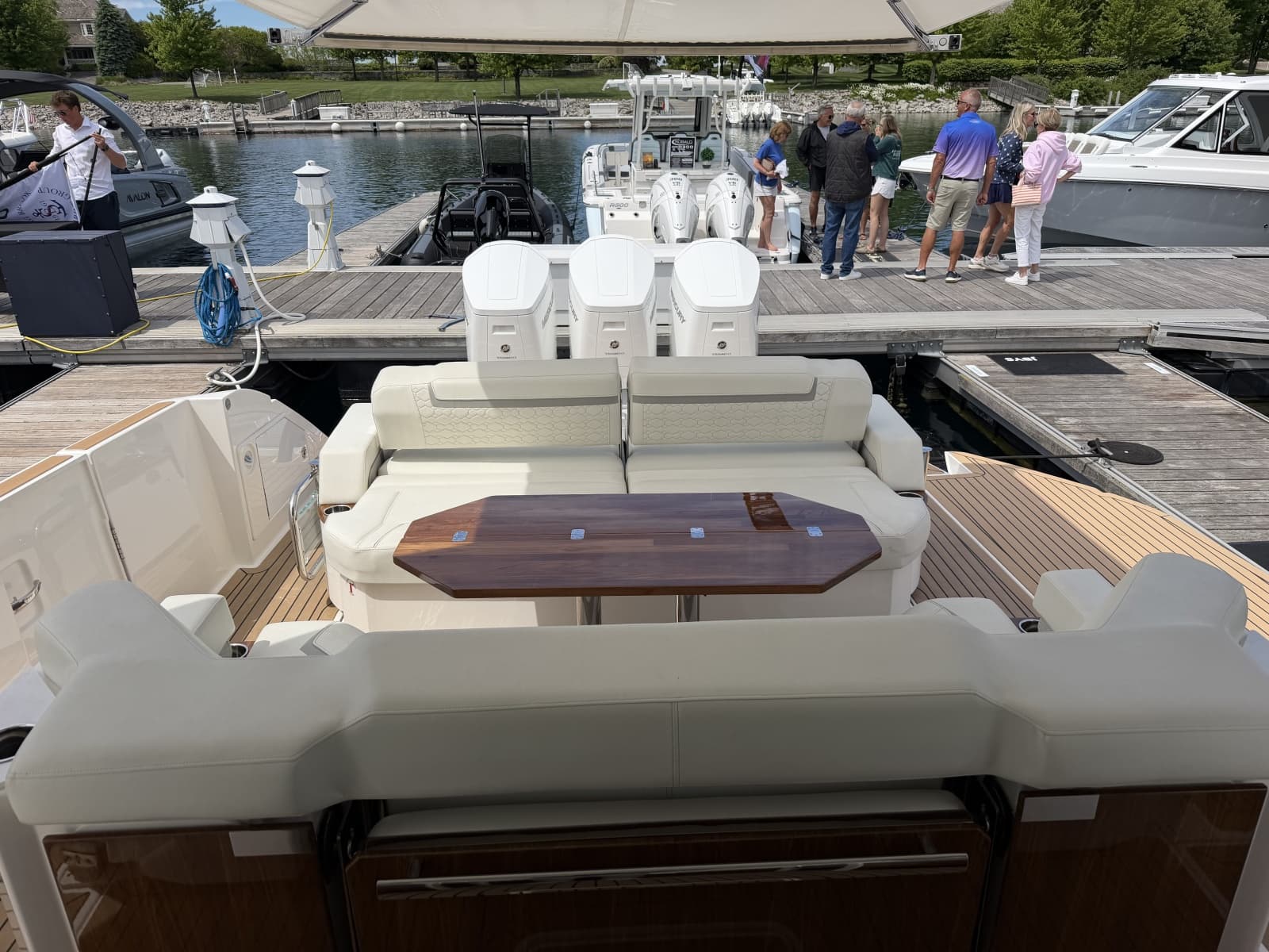 2023 Tiara Yachts 48 LS - Photo 11