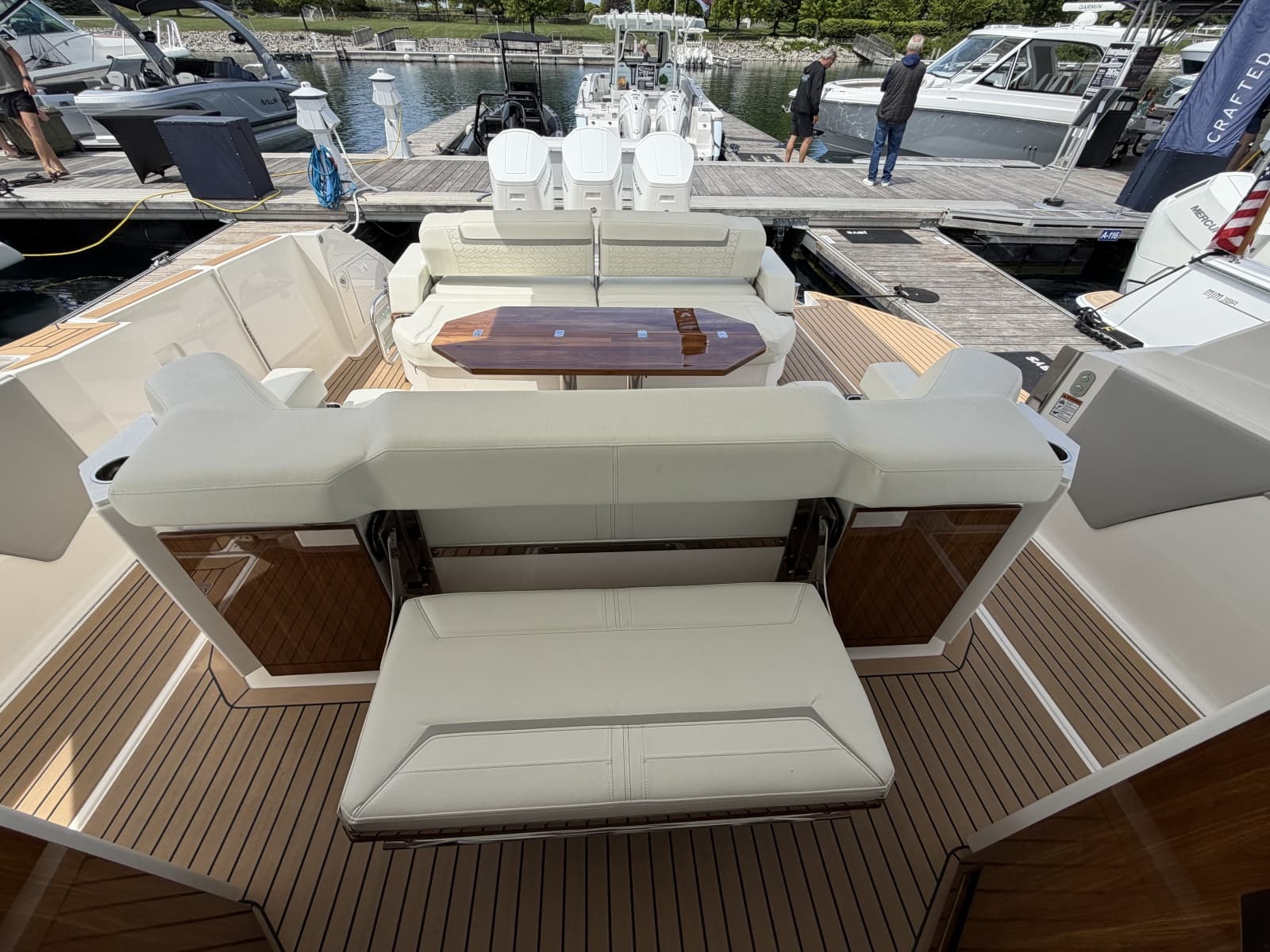 2023 Tiara Yachts 48 LS - Photo 14