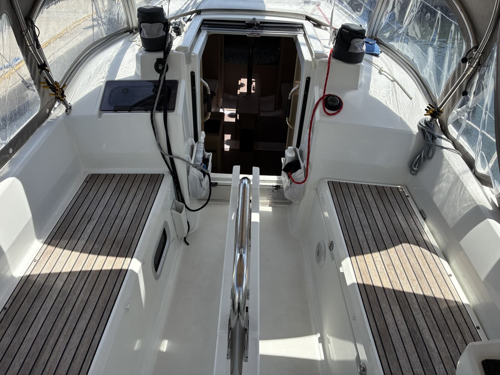 2024 Beneteau Oceanis 30.1 - Photo 11
