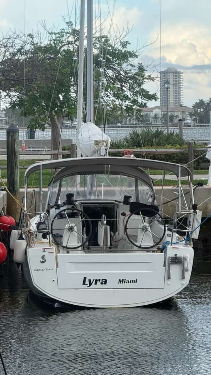 2024 Beneteau Oceanis 30.1 - Photo 3
