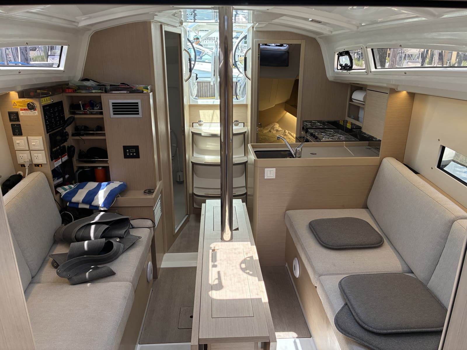 2024 Beneteau Oceanis 30.1 - Photo 23