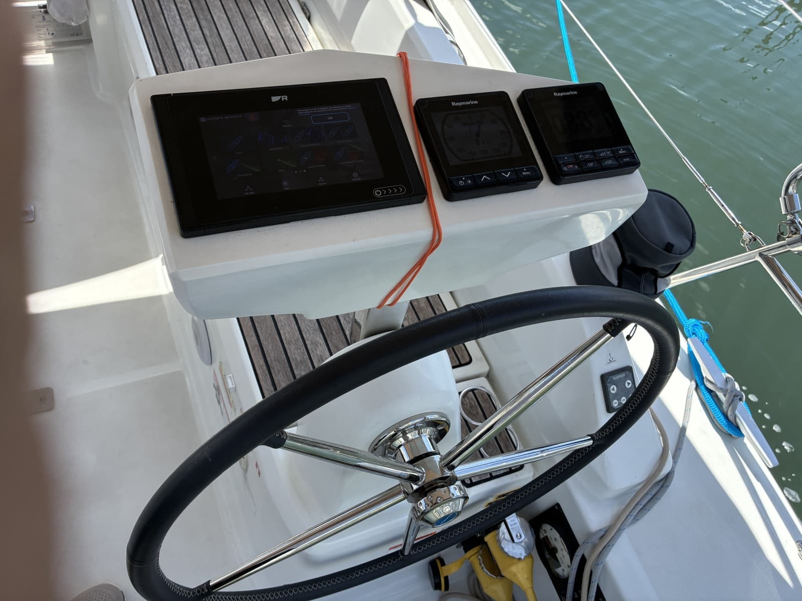 2024 Beneteau Oceanis 30.1 - Photo 6