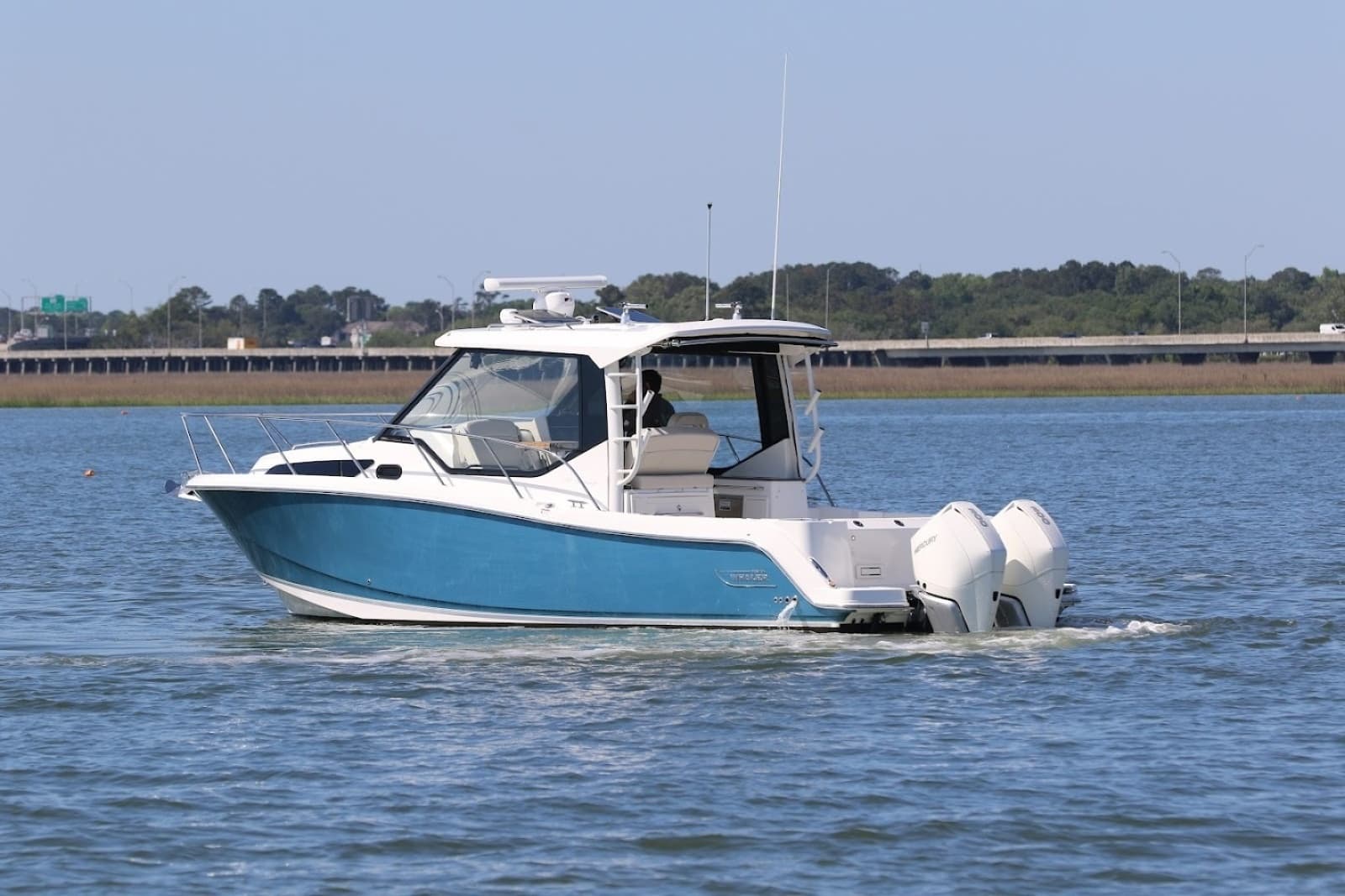 2021 Boston Whaler 325 Conquest - Photo 5