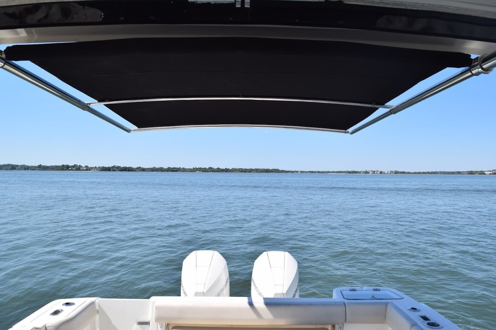 2021 Boston Whaler 325 Conquest - Photo 23