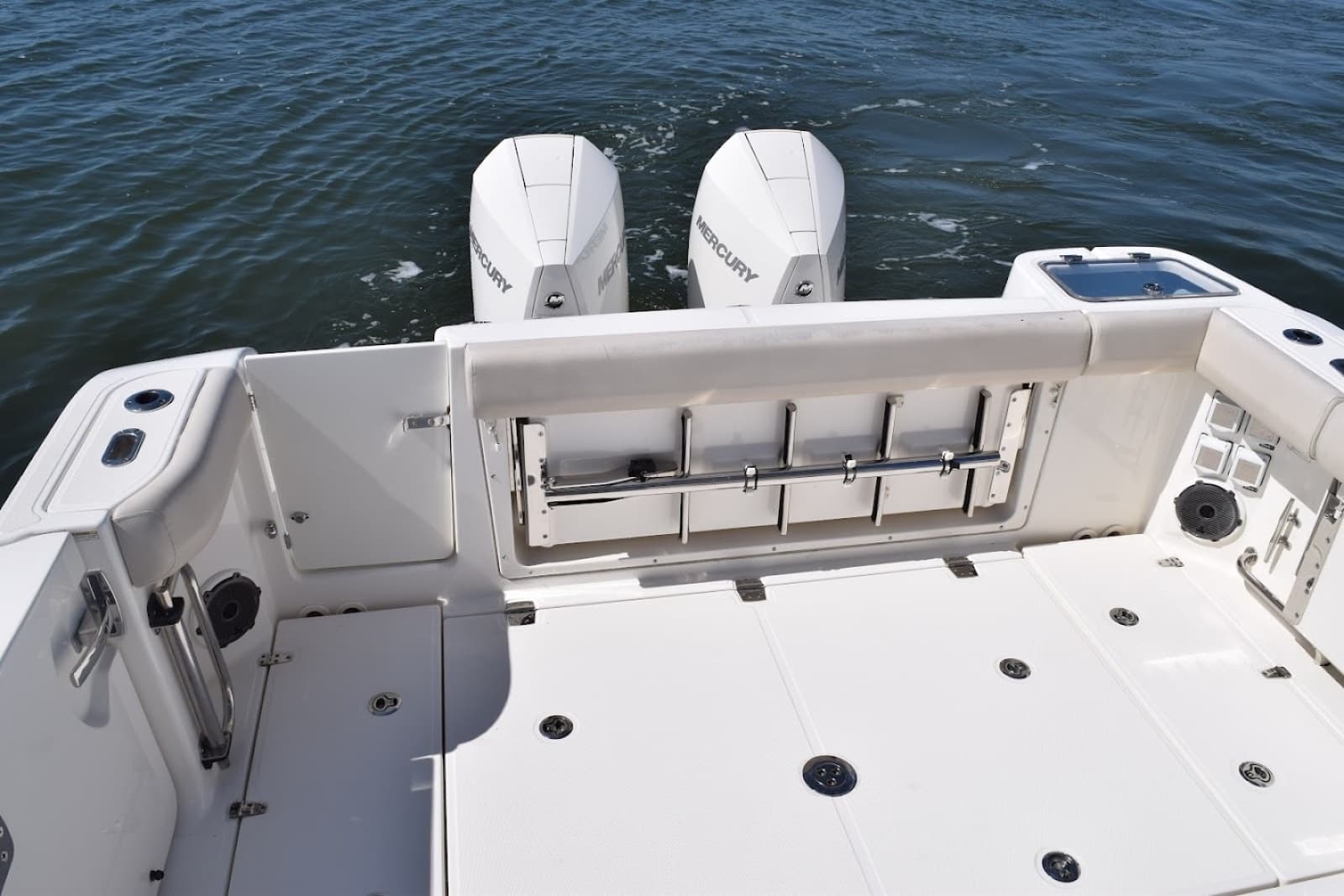 2021 Boston Whaler 325 Conquest - Photo 10