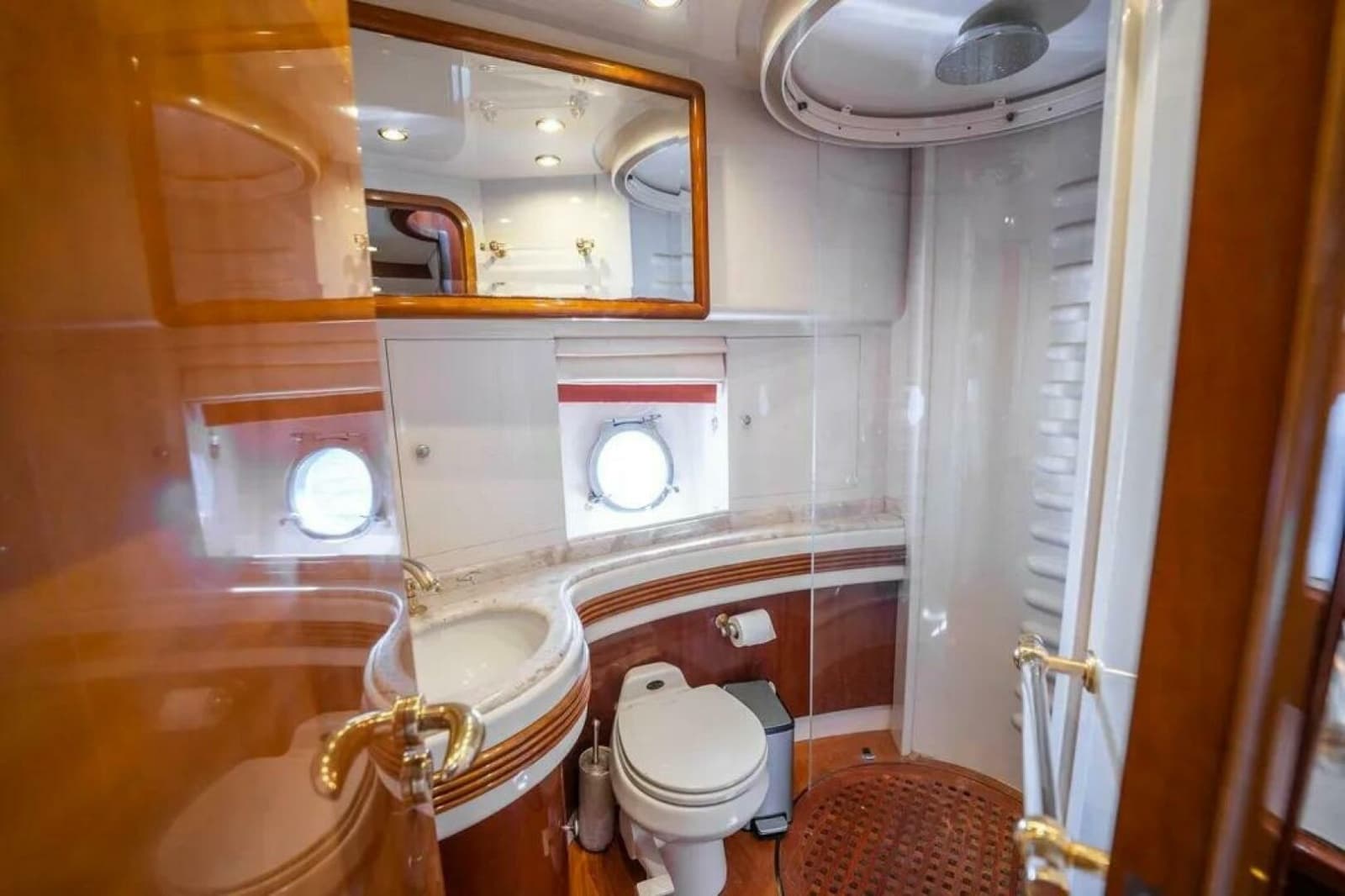 2004 Azimut 80 Carat - Photo 20