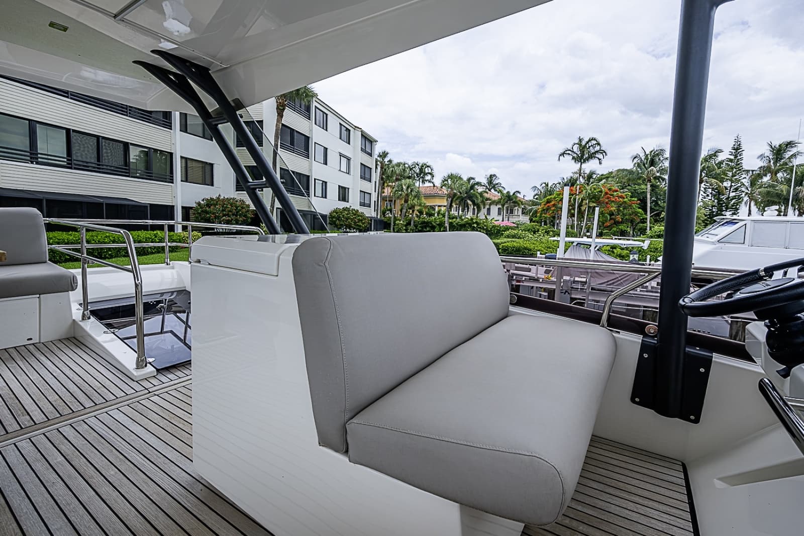 2021 Prestige 520 - Photo 11