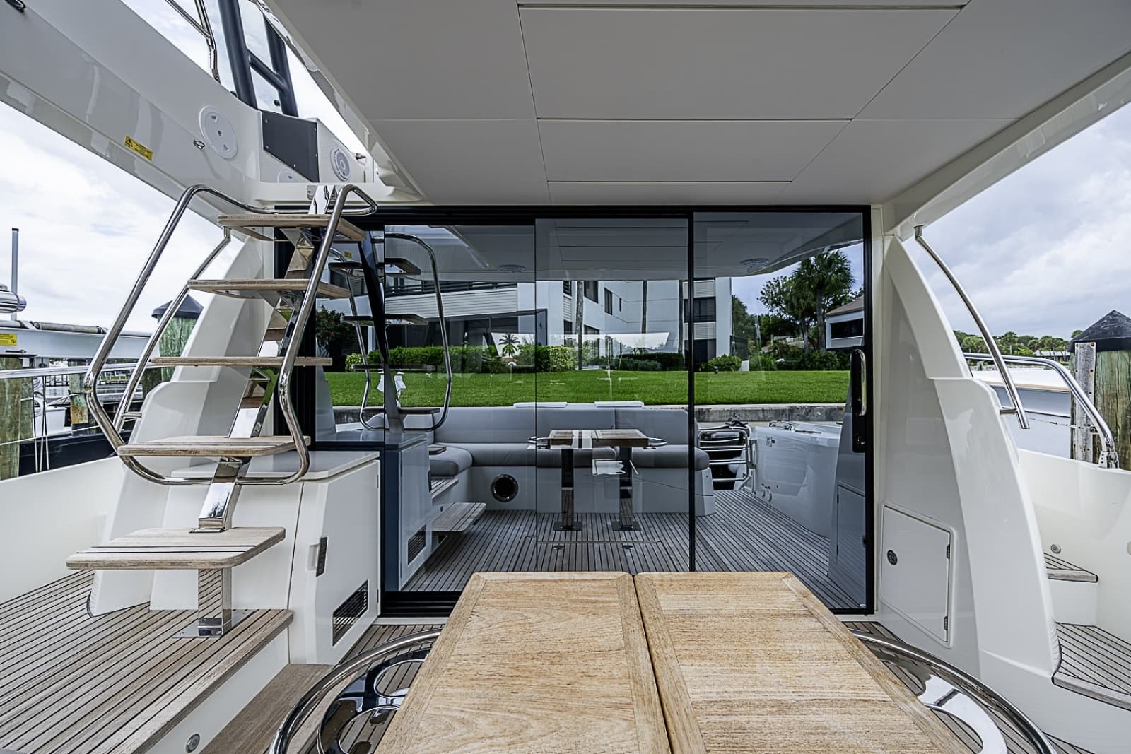 2021 Prestige 520 - Photo 16