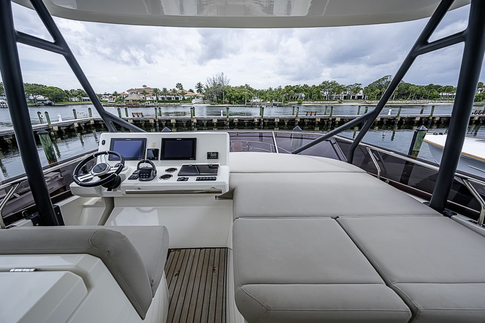 2021 Prestige 520 - Photo 9