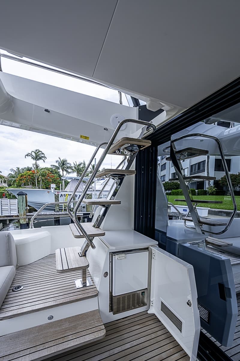 2021 Prestige 520 - Photo 18