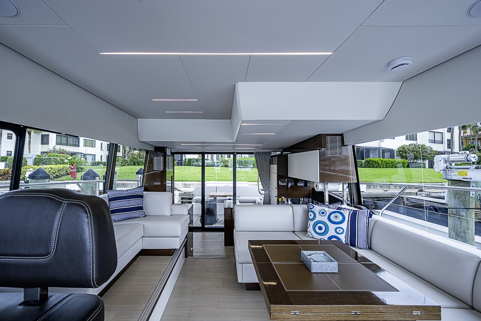 2021 Prestige 520 - Photo 30