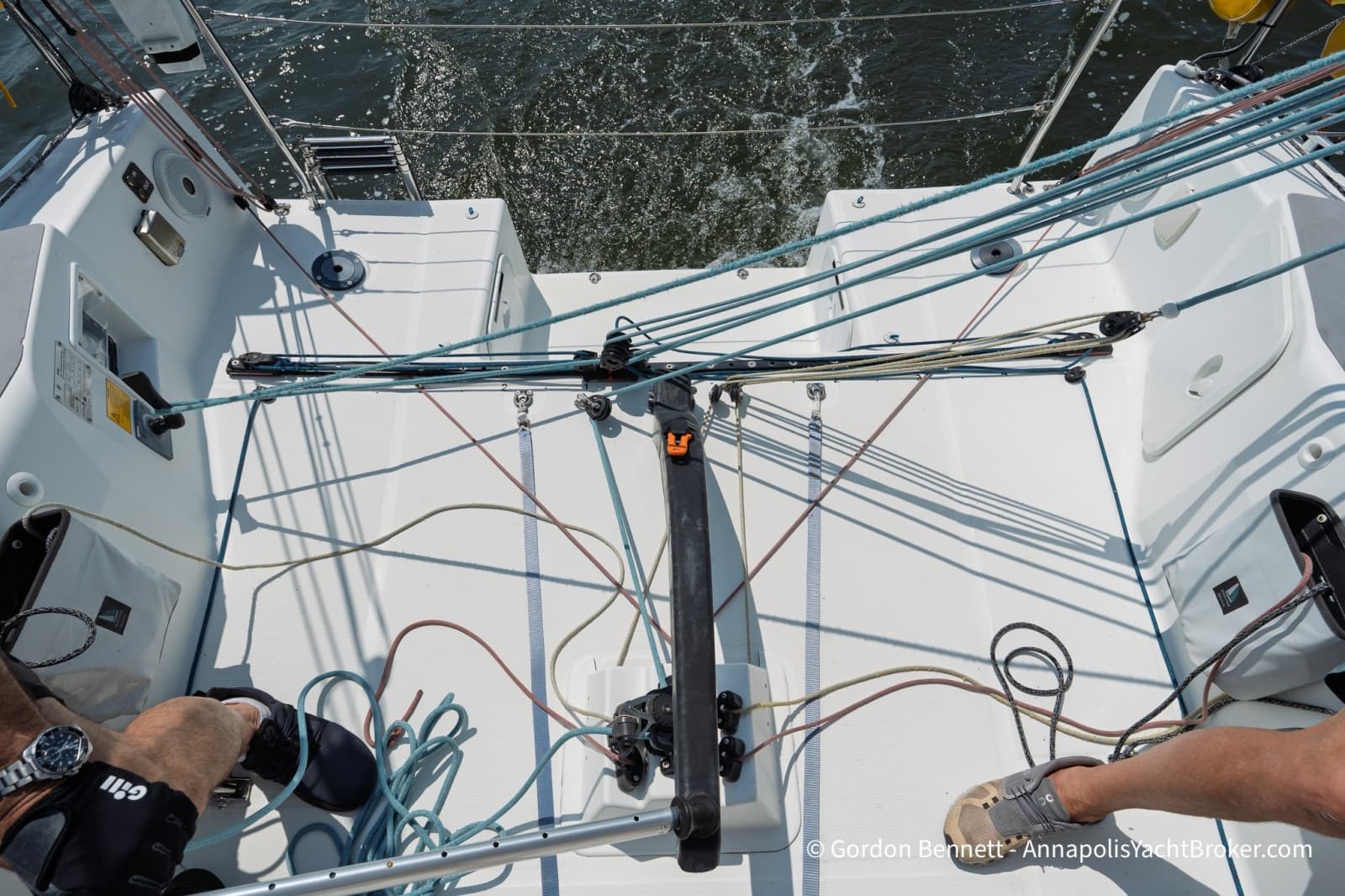 2020 Jeanneau Sun Fast 3300 - Photo 30
