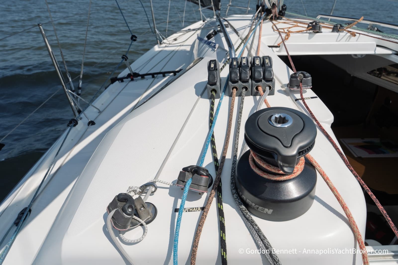 2020 Jeanneau Sun Fast 3300 - Photo 27