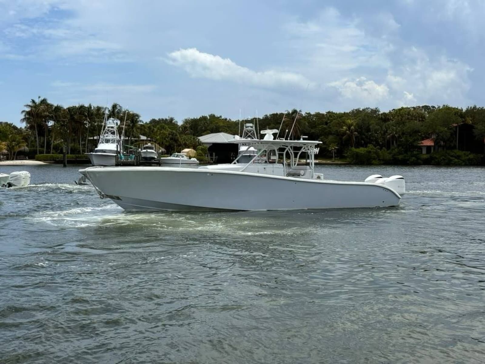2014 Yellowfin 42 Offshore - Photo 19