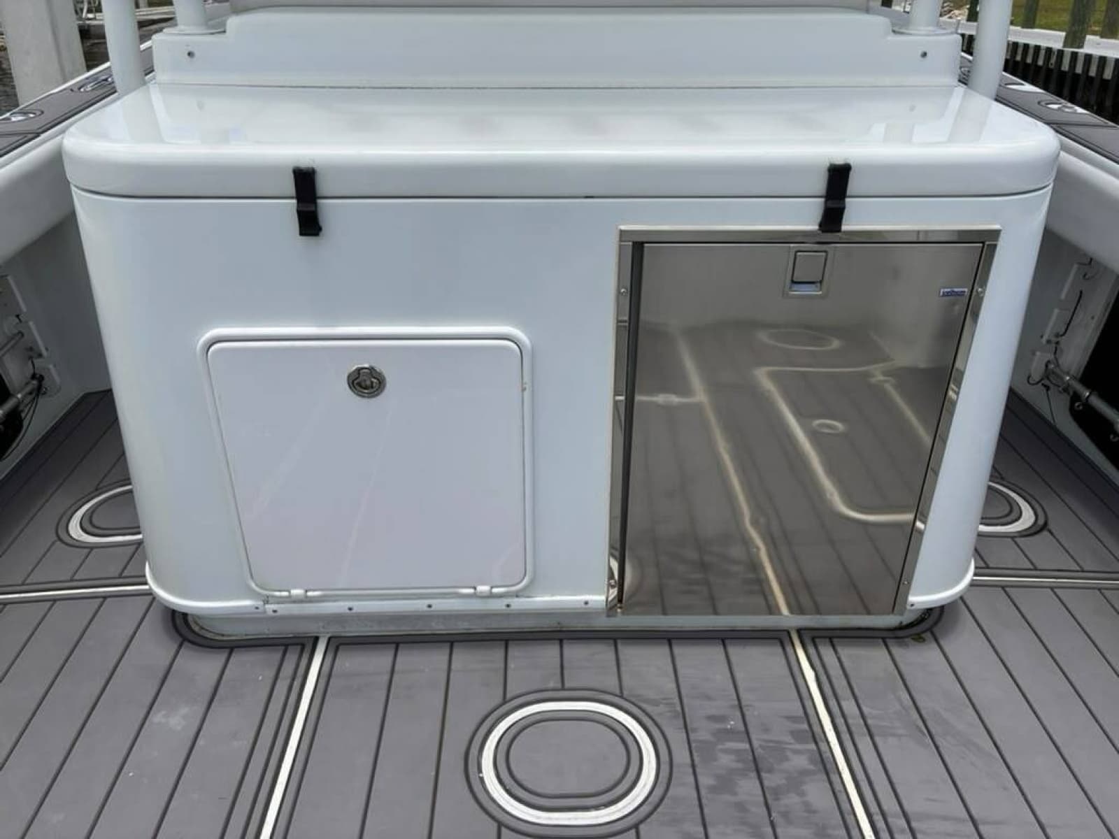 2014 Yellowfin 42 Offshore - Photo 10