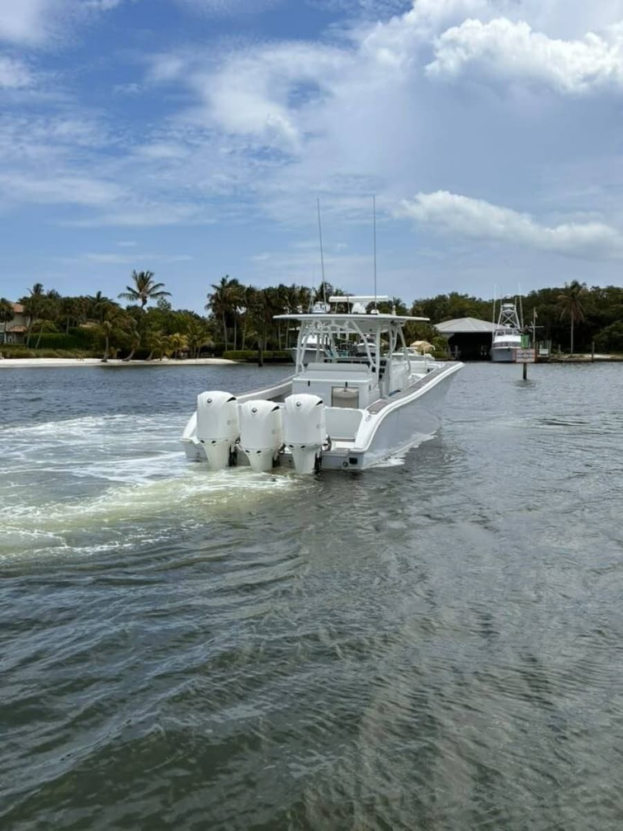 2014 Yellowfin 42 Offshore - Photo 5