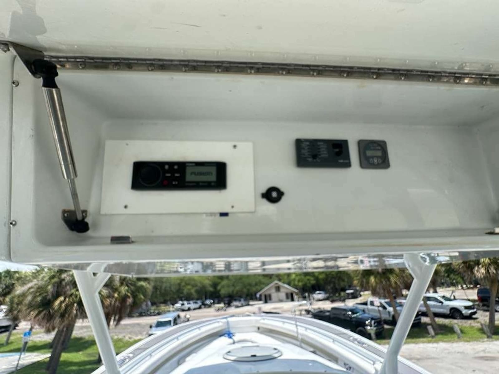 2014 Yellowfin 42 Offshore - Photo 7