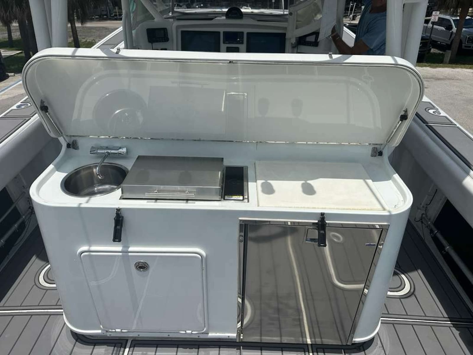 2014 Yellowfin 42 Offshore - Photo 11