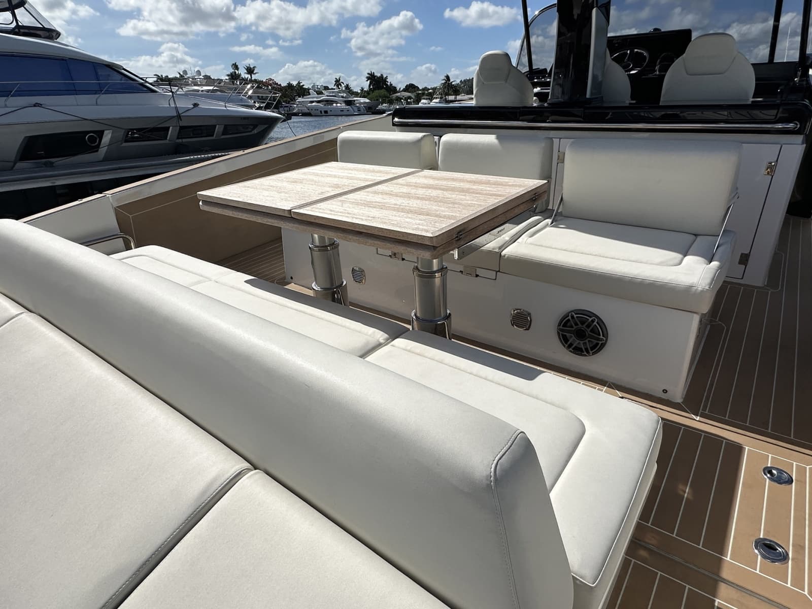 2025 Solaris  - Photo 11