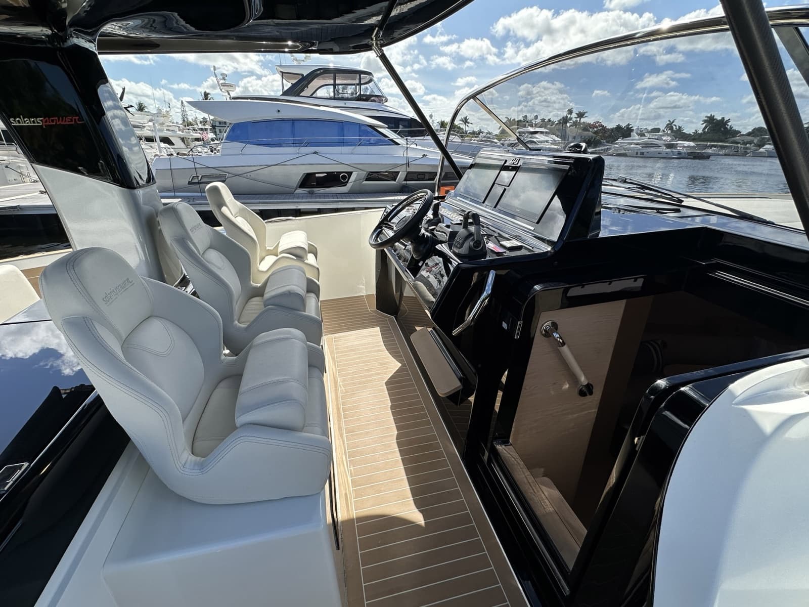 2025 Solaris  - Photo 29