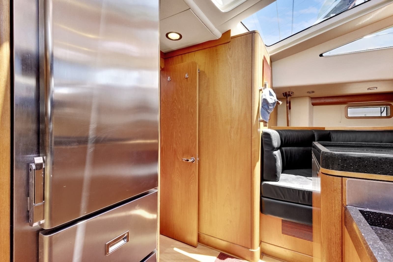 2011 Southerly 57 RS - Photo 38