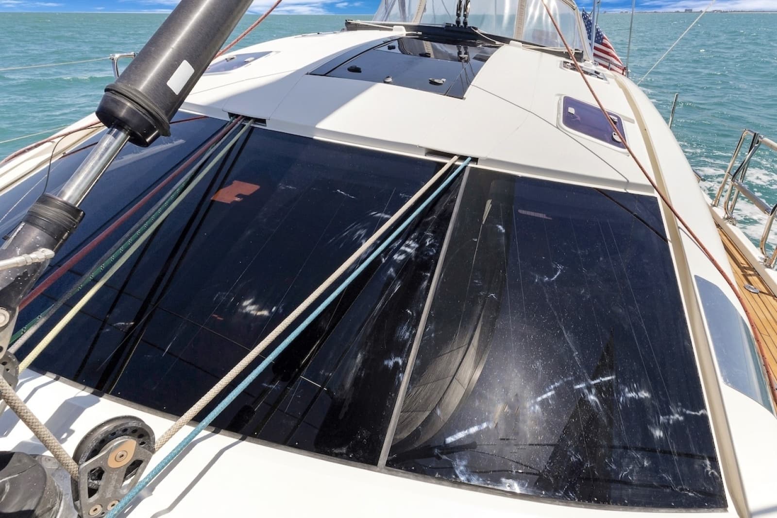 2011 Southerly 57 RS - Photo 15