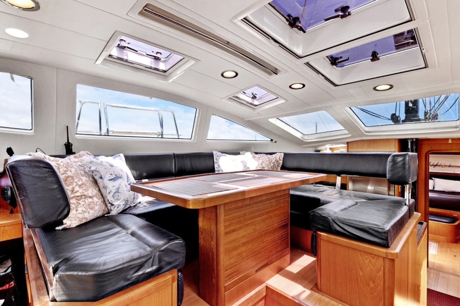2011 Southerly 57 RS - Photo 26