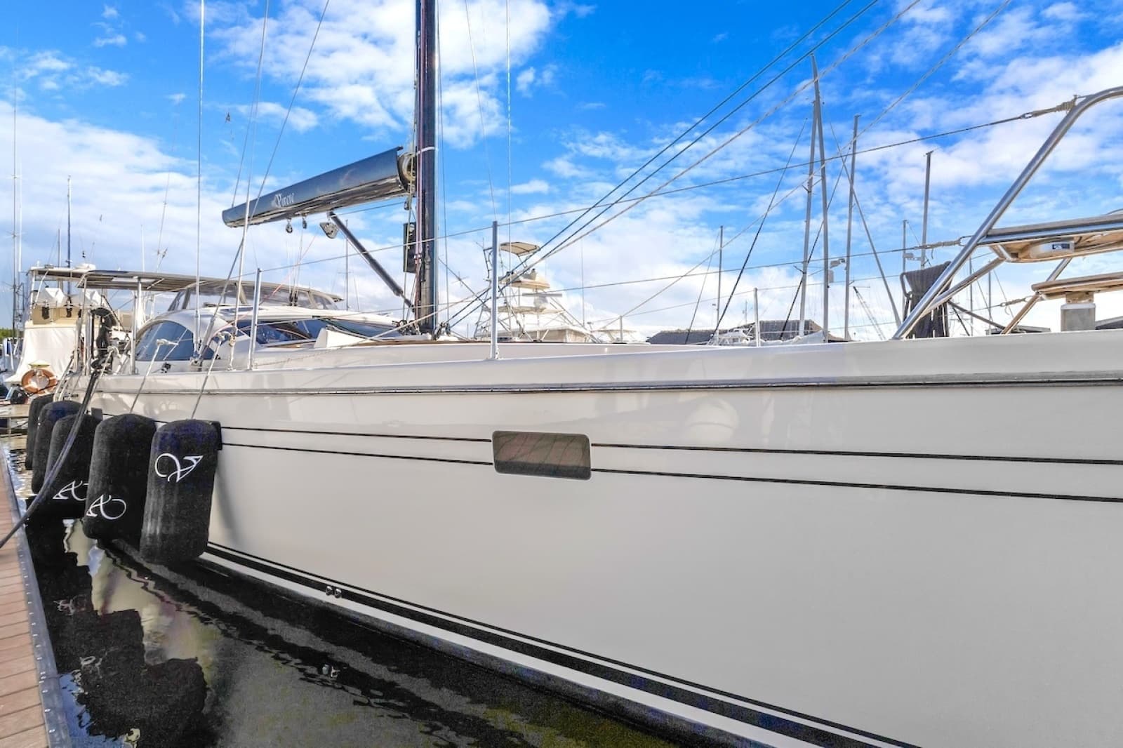 2011 Southerly 57 RS - Photo 3
