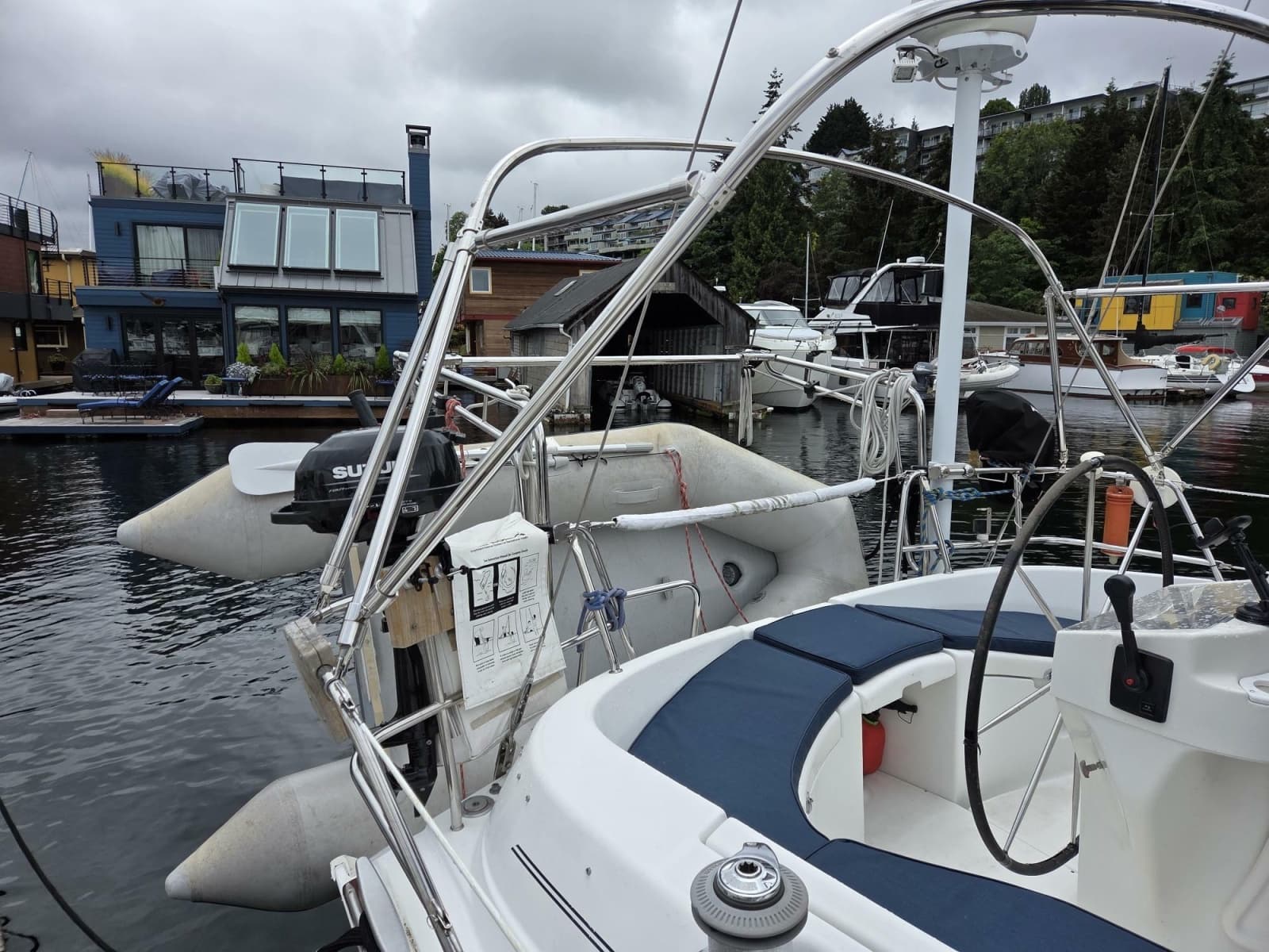 2000 Beneteau Oceanis 411 - Photo 16