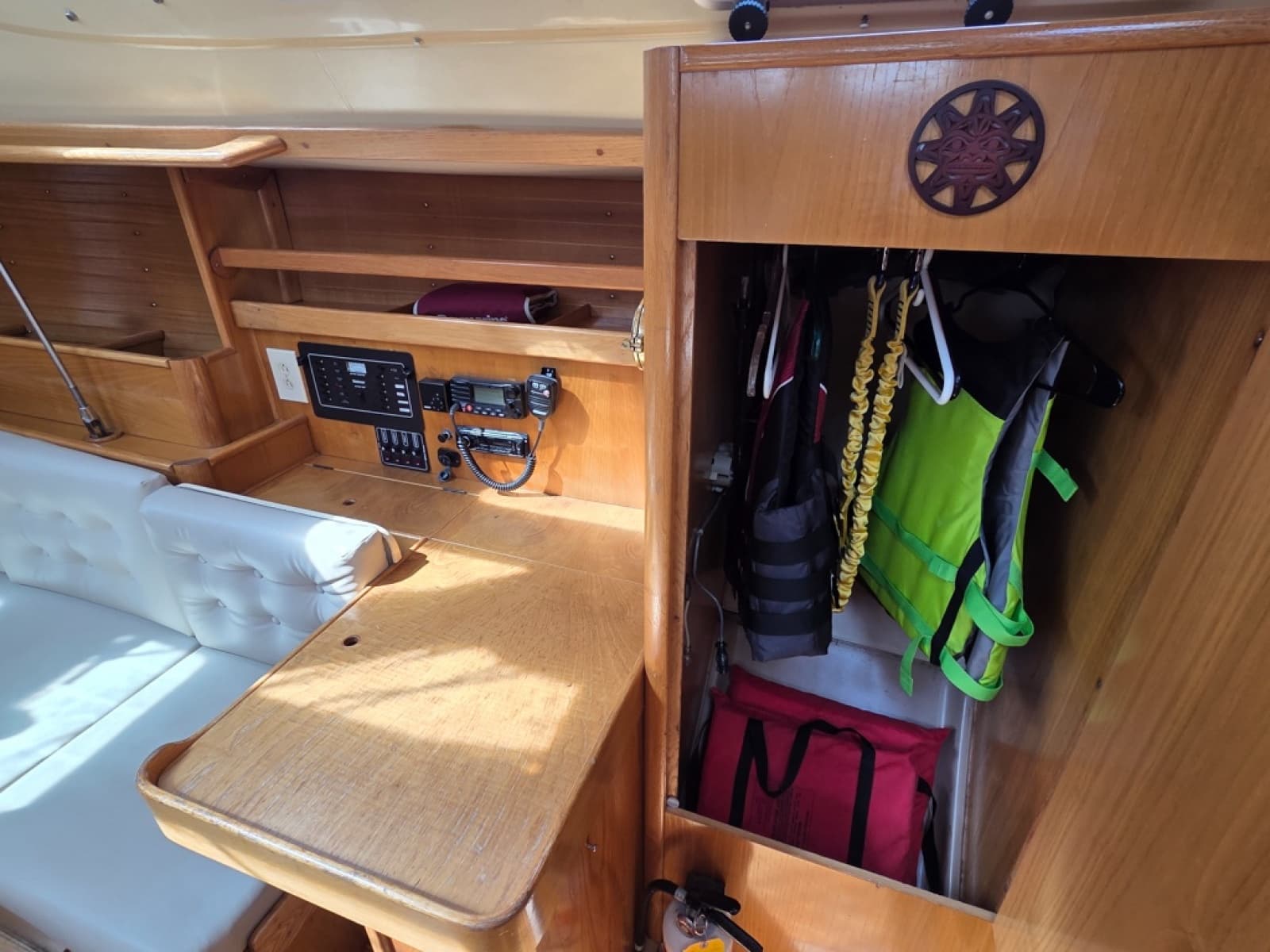 1988 Beneteau 350 - Photo 17
