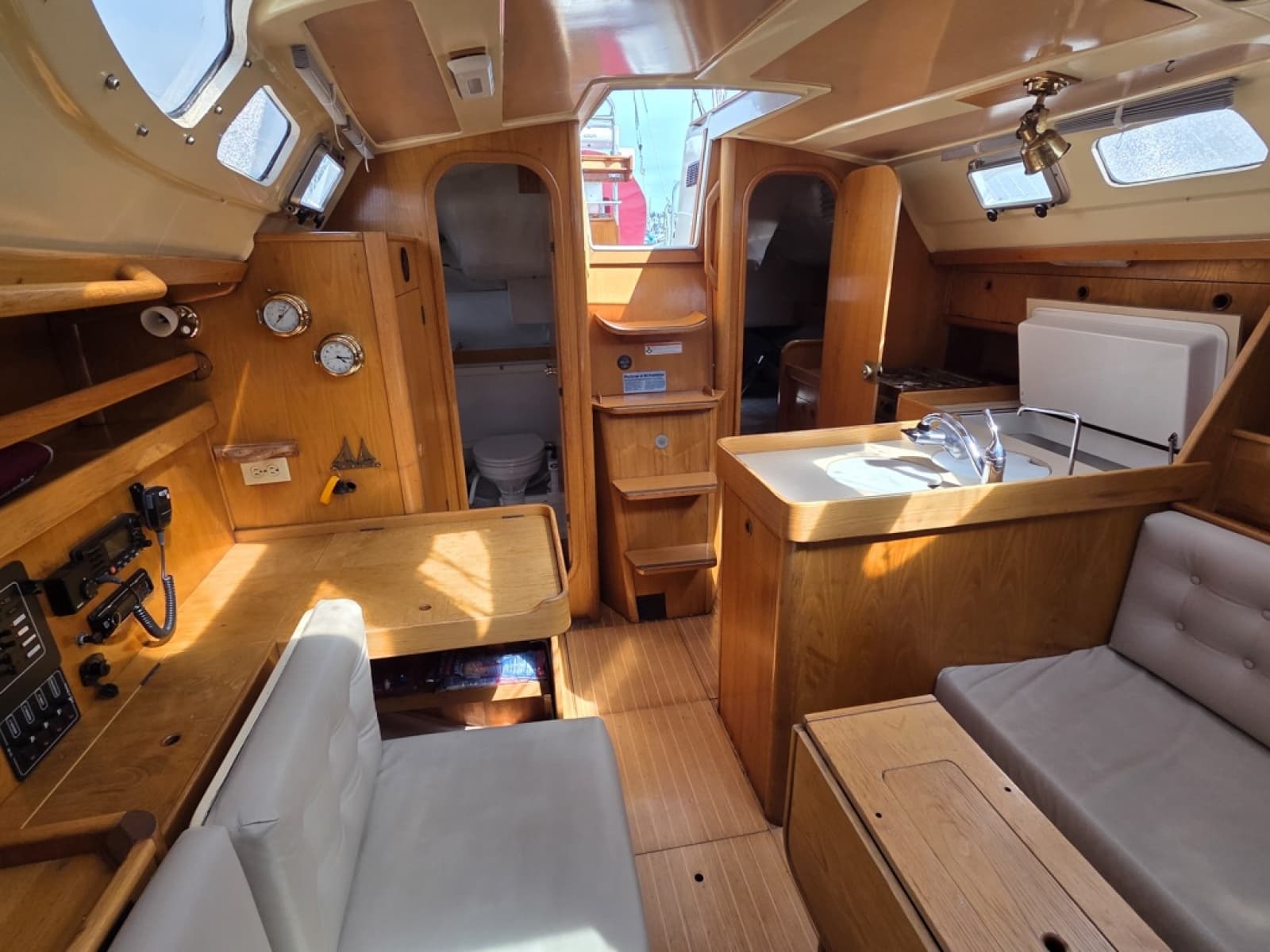 1988 Beneteau 350 - Photo 3