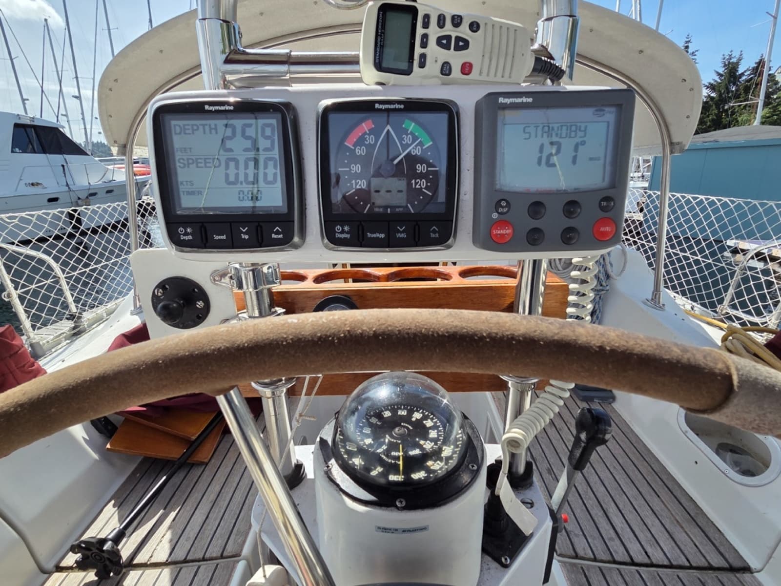 1988 Beneteau 350 - Photo 11