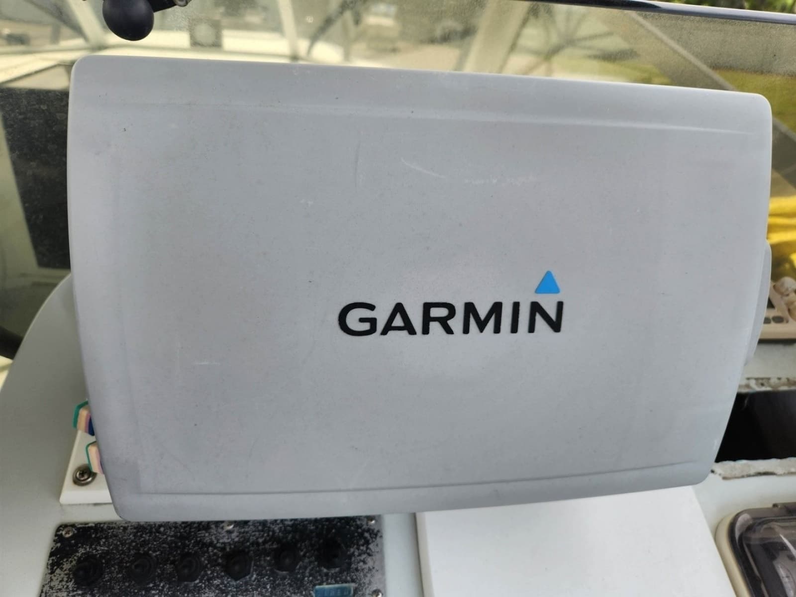 2001 Contender 35 Side Console - Photo 9