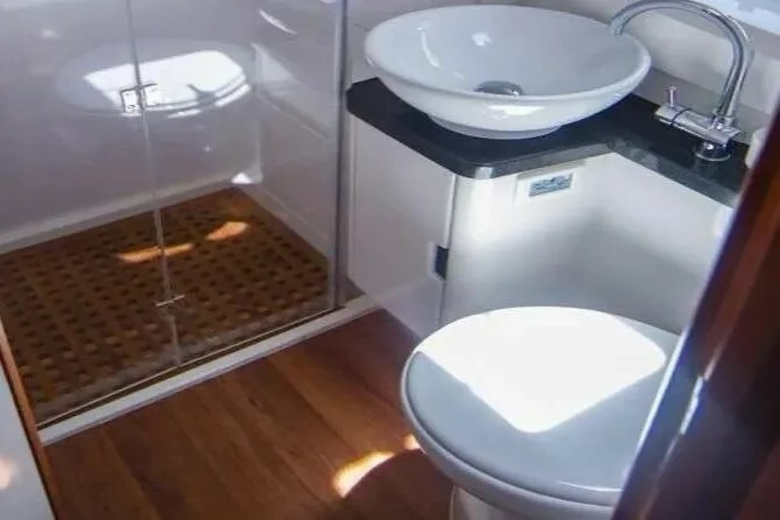 2014 Aquila 48 - Photo 20