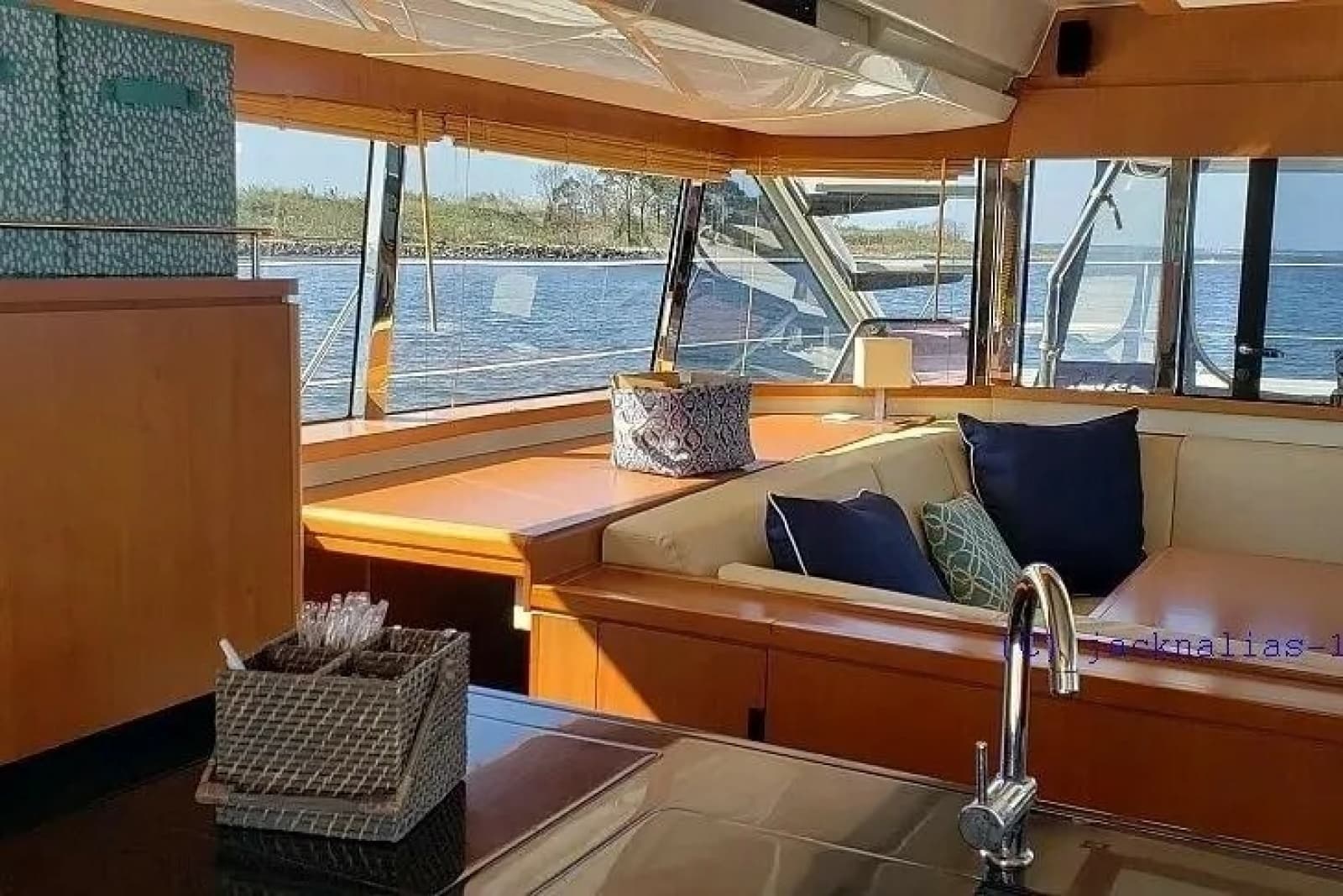 2014 Aquila 48 - Photo 22