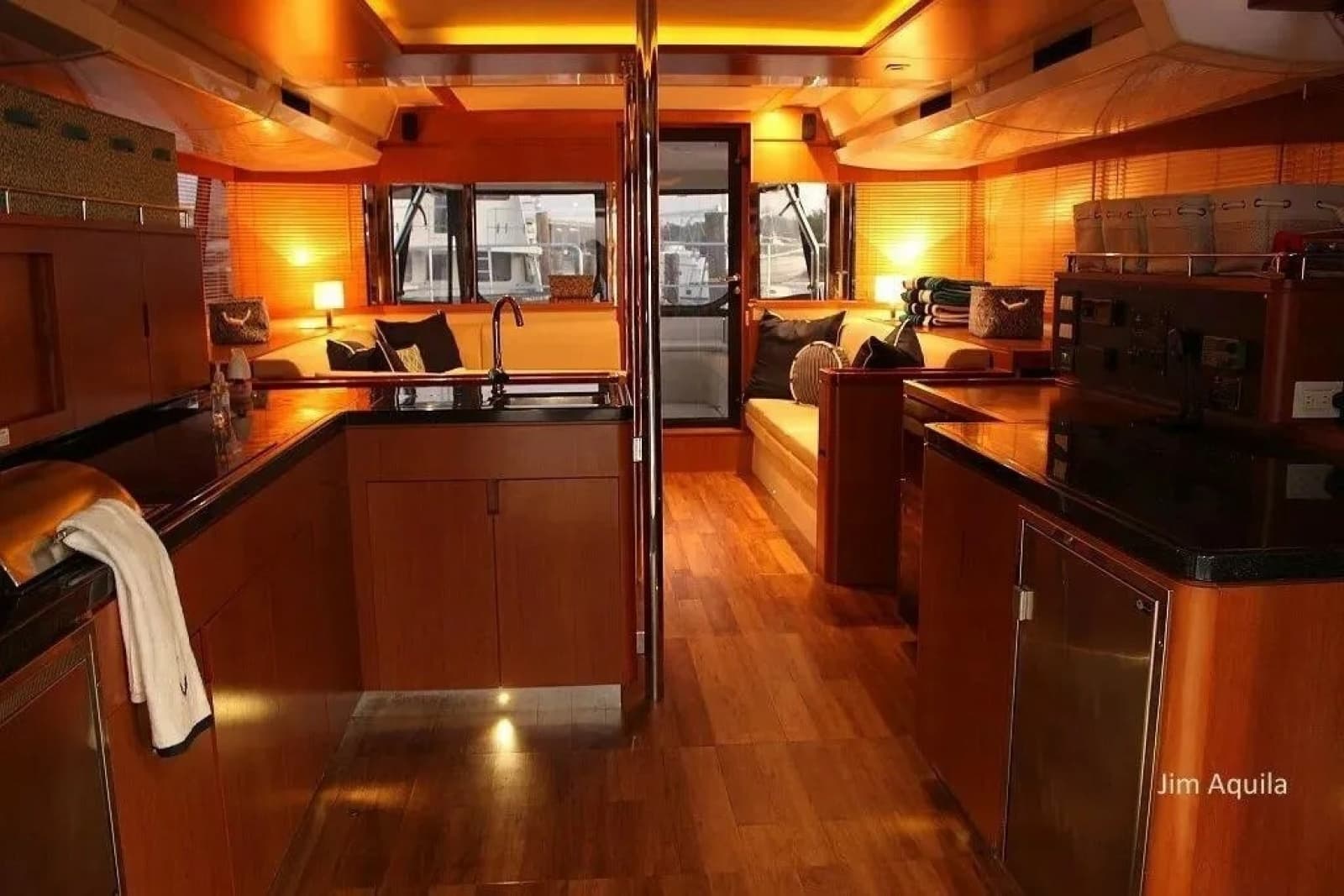 2014 Aquila 48 - Photo 19