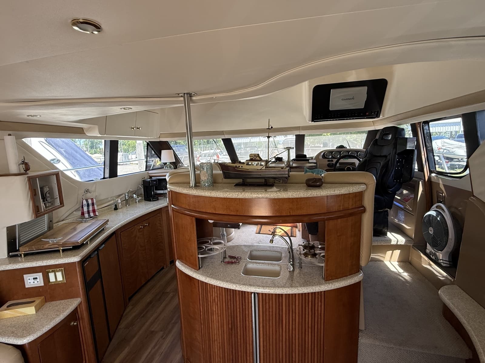 1999 Carver 450 Voyager - Photo 28