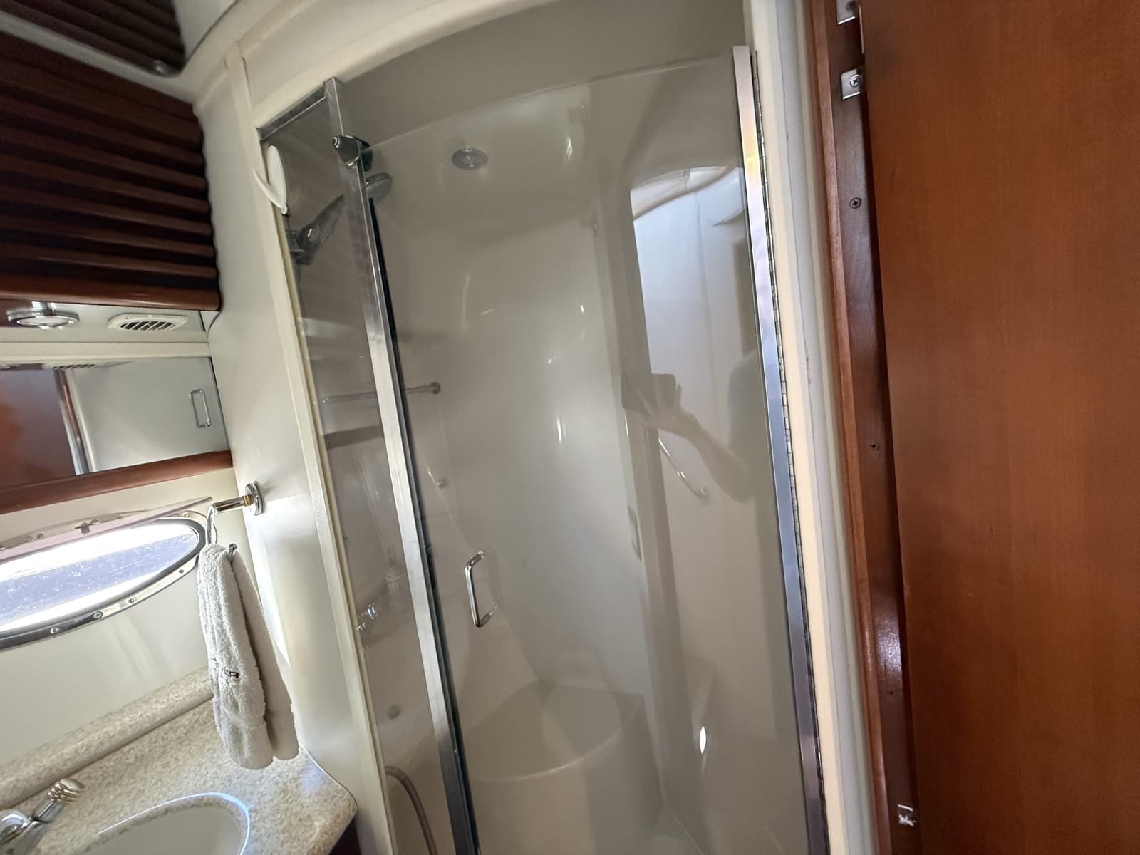 1999 Carver 450 Voyager - Photo 42