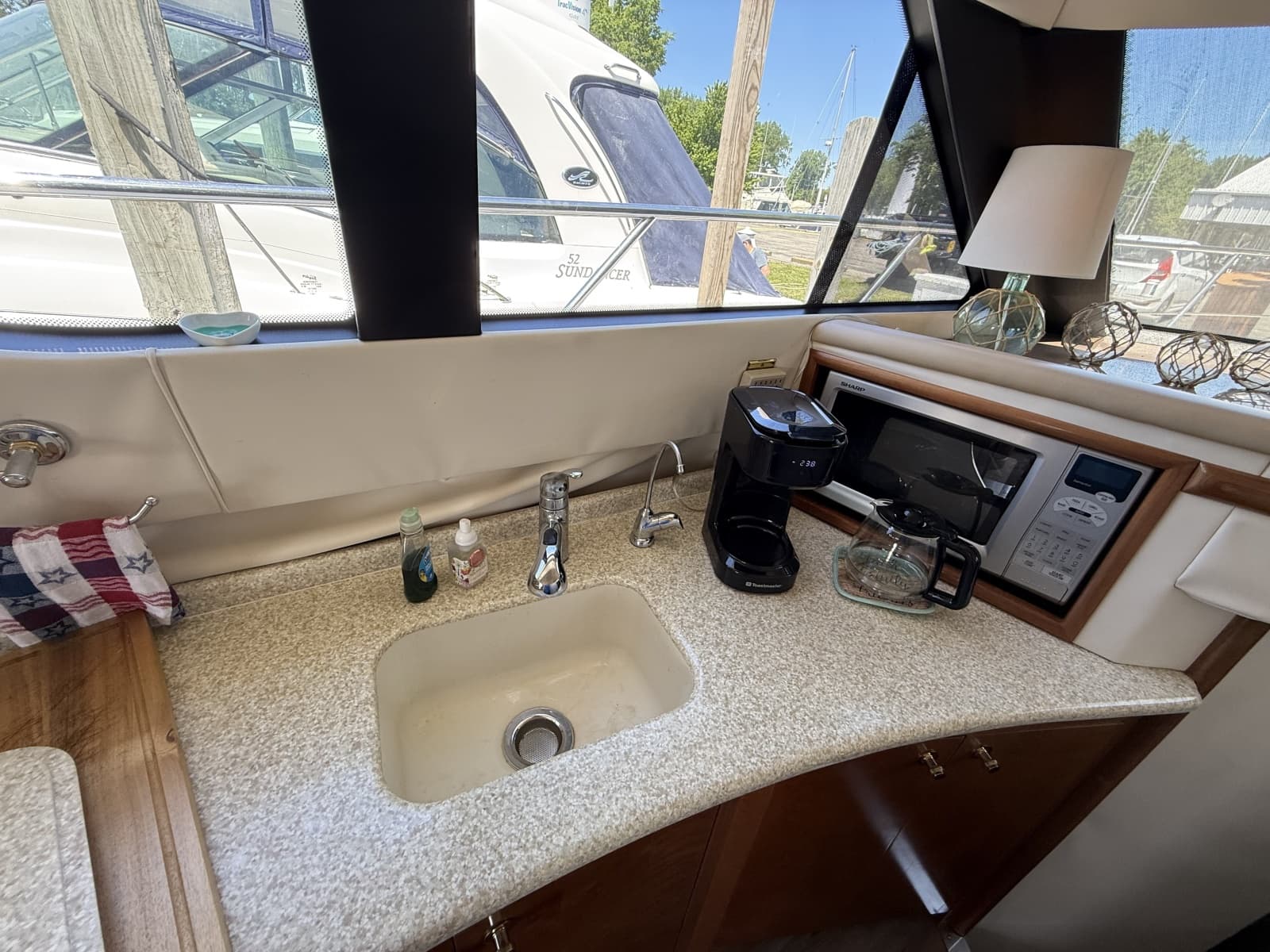 1999 Carver 450 Voyager - Photo 34