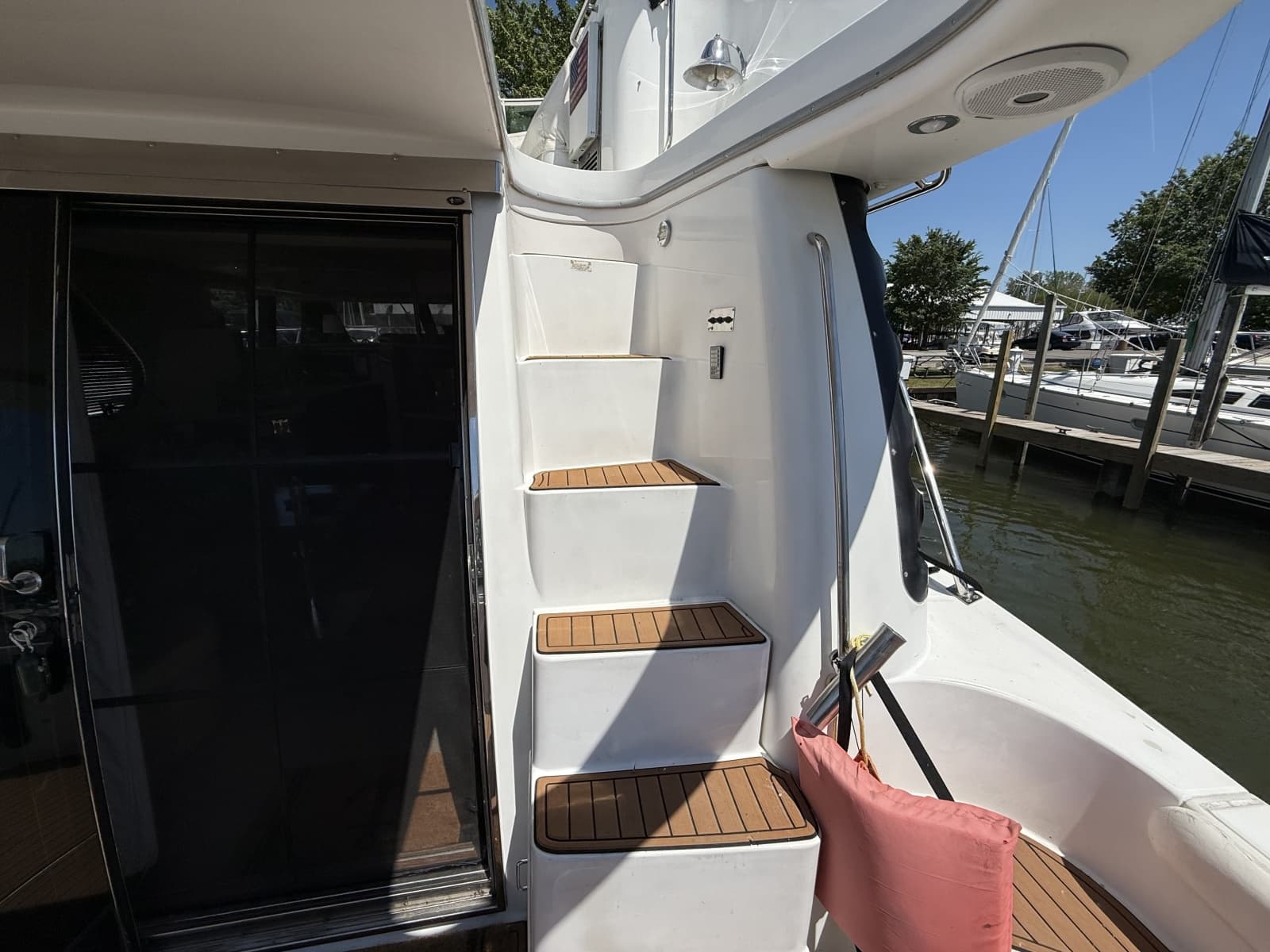 1999 Carver 450 Voyager - Photo 13
