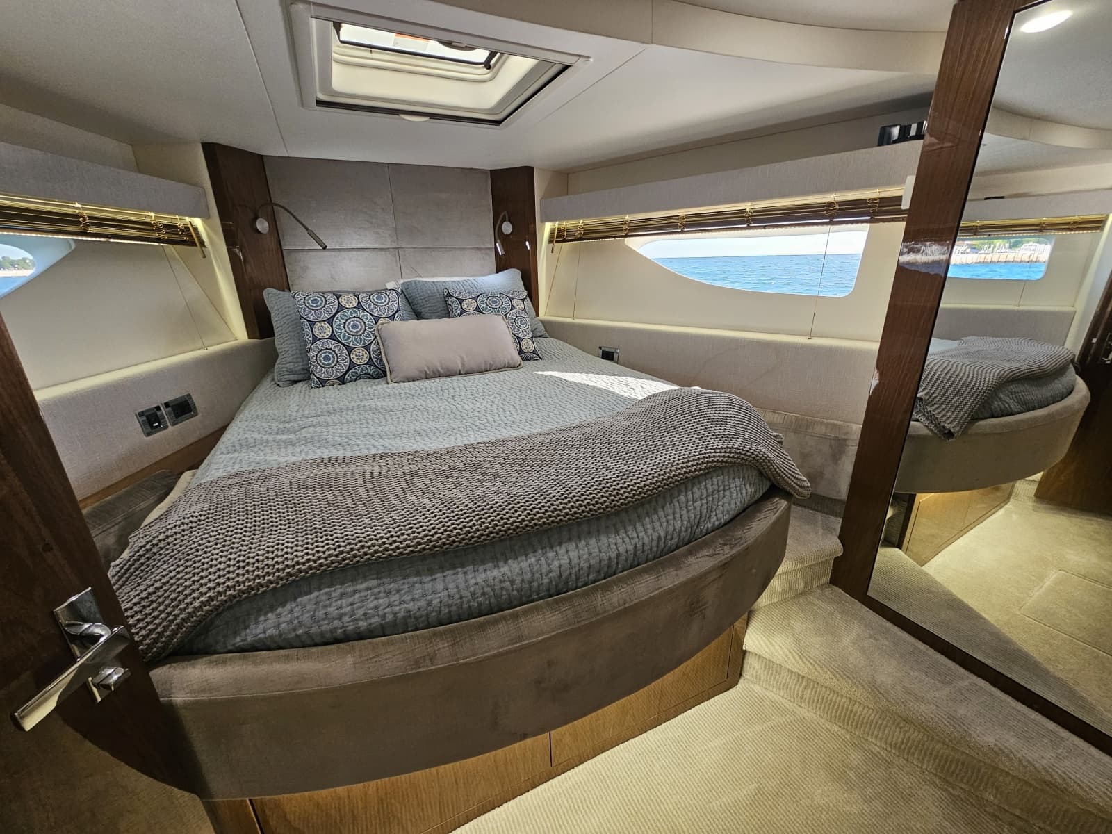 2019 Sea Ray 520 Sundancer - Photo 34