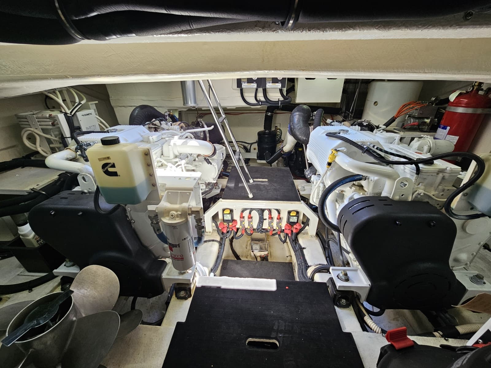 2019 Sea Ray 520 Sundancer - Photo 45