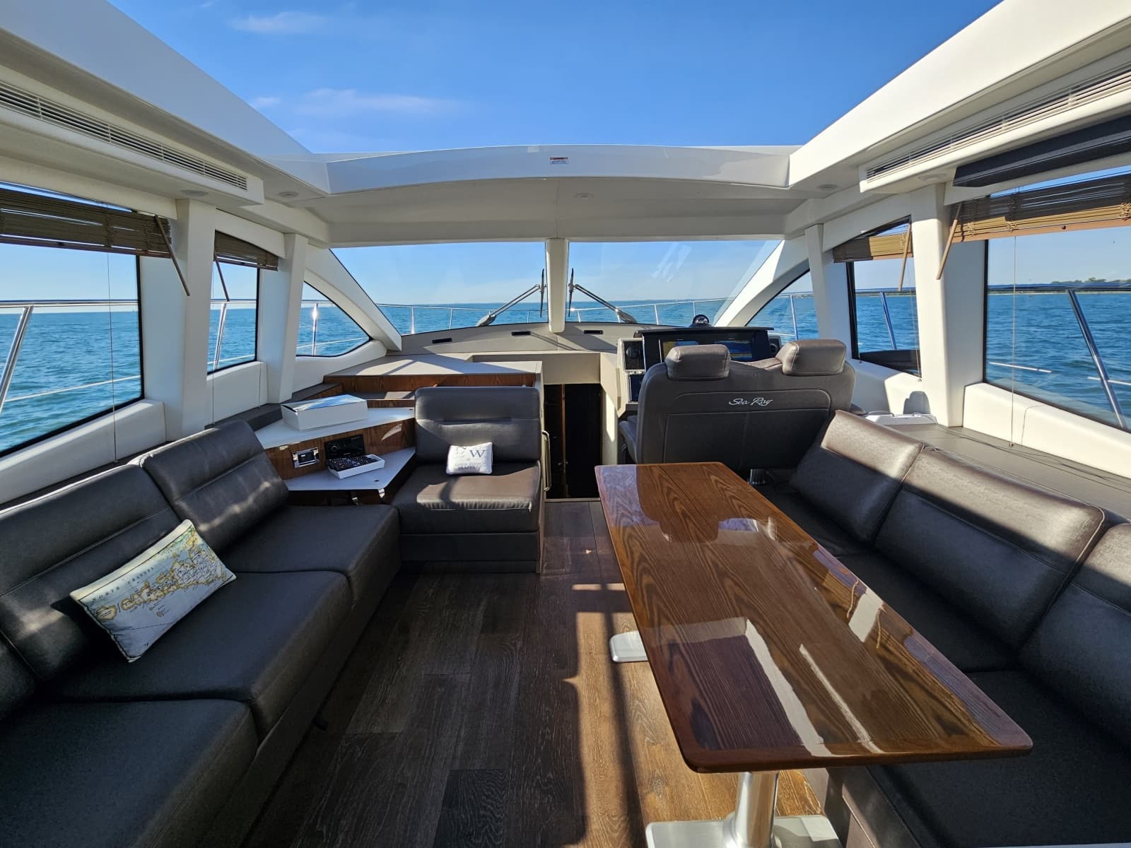 2019 Sea Ray 520 Sundancer - Photo 26