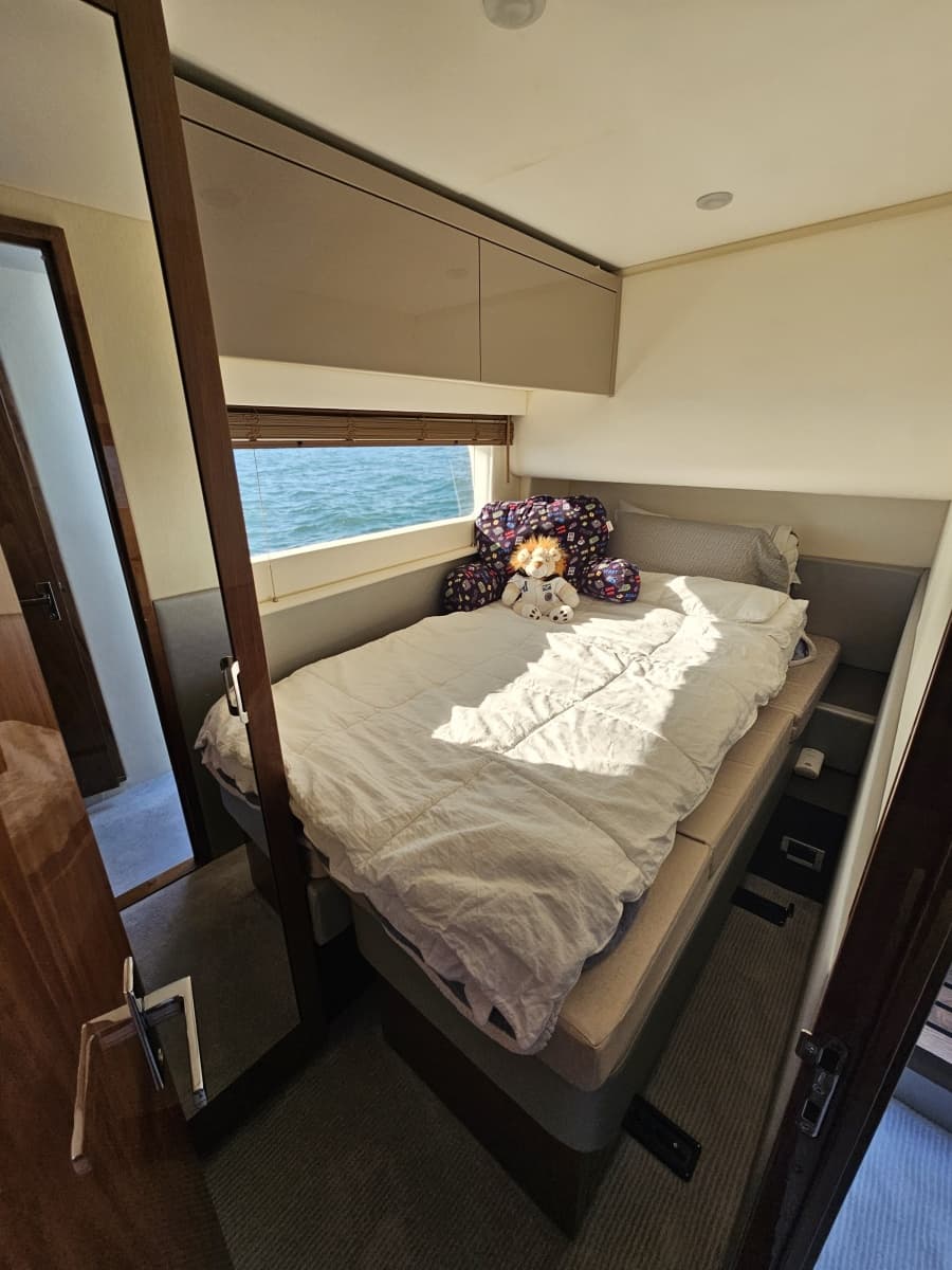 2019 Sea Ray 520 Sundancer - Photo 38