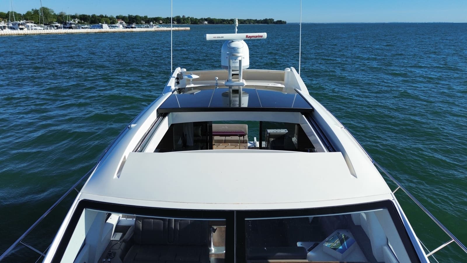 2019 Sea Ray 520 Sundancer - Photo 9