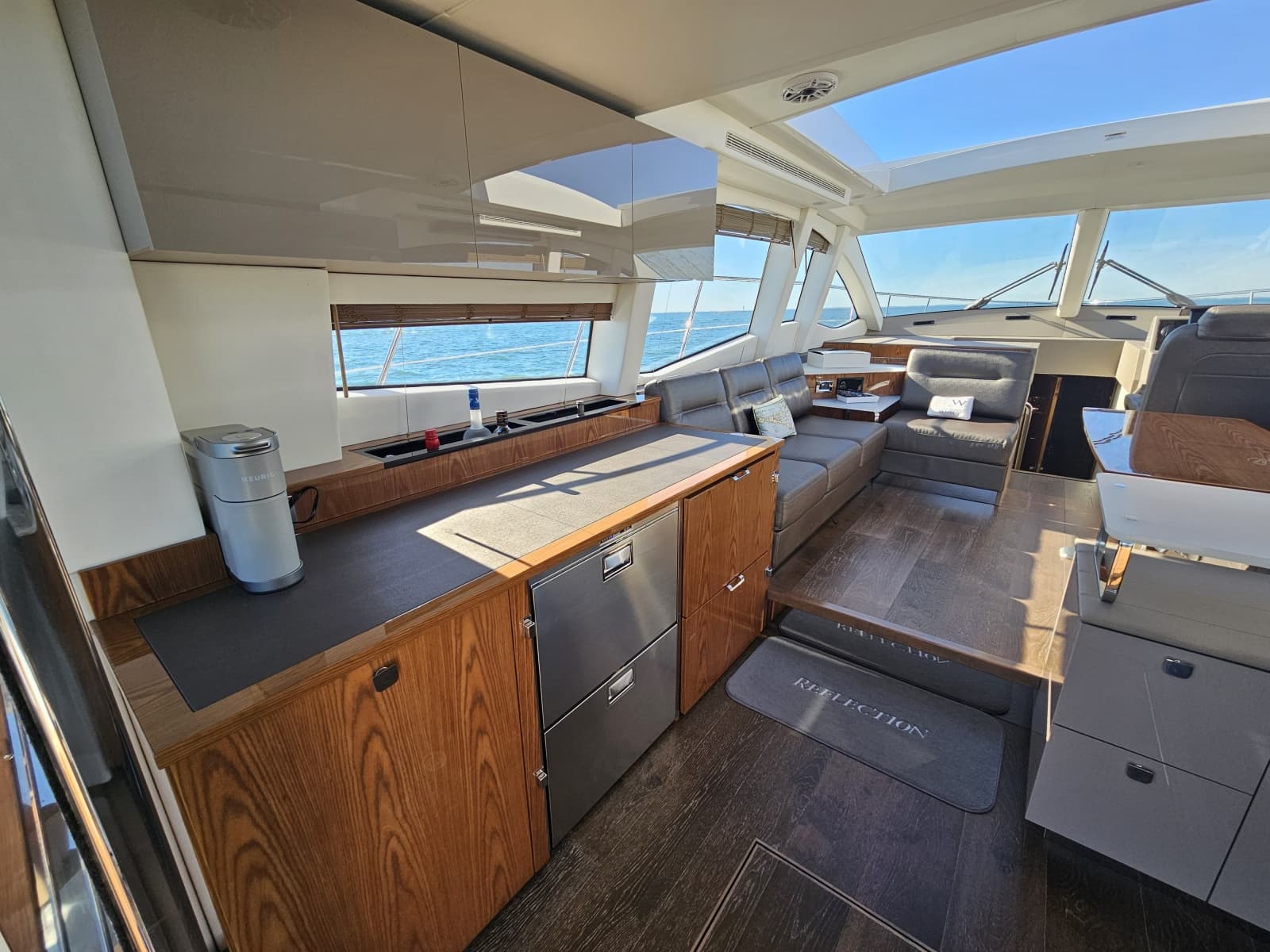 2019 Sea Ray 520 Sundancer - Photo 22