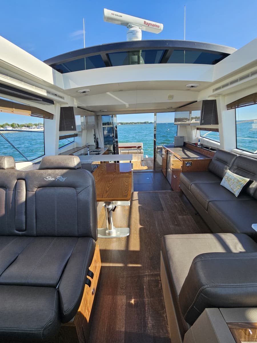 2019 Sea Ray 520 Sundancer - Photo 29