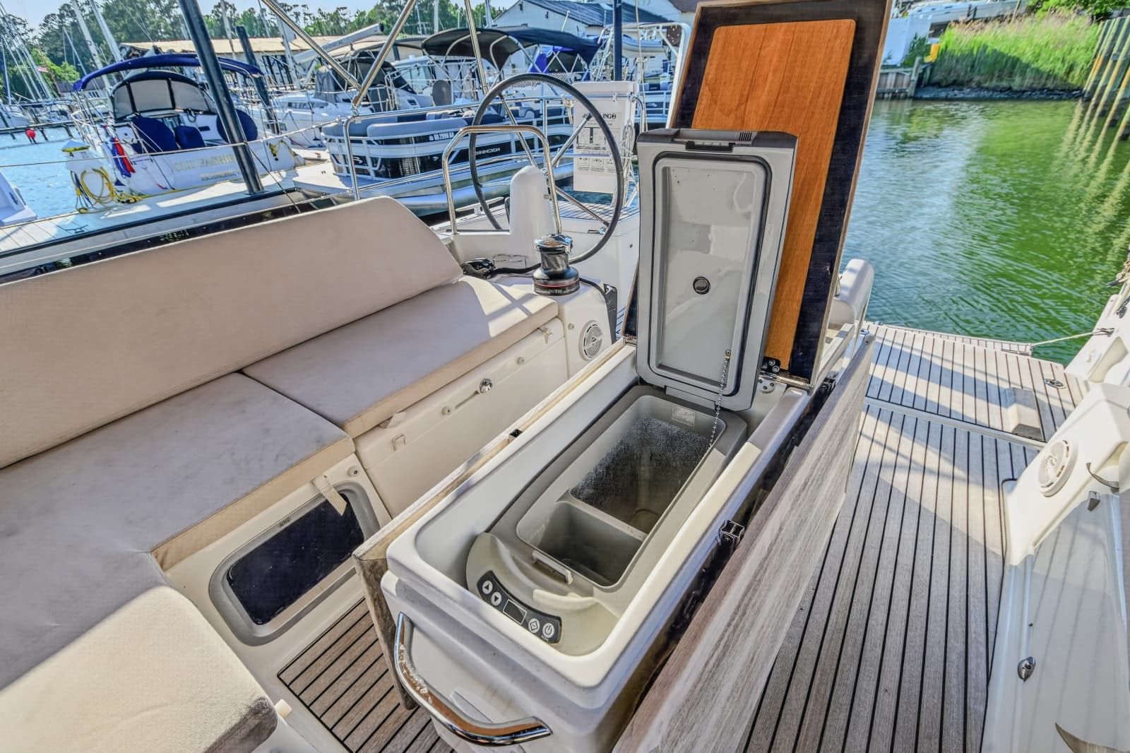 2019 Jeanneau Sun Odyssey 490 - Photo 83