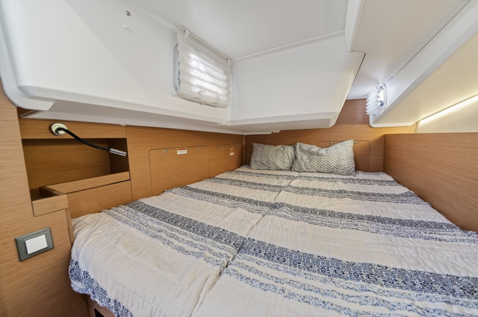 2019 Jeanneau Sun Odyssey 490 - Photo 46